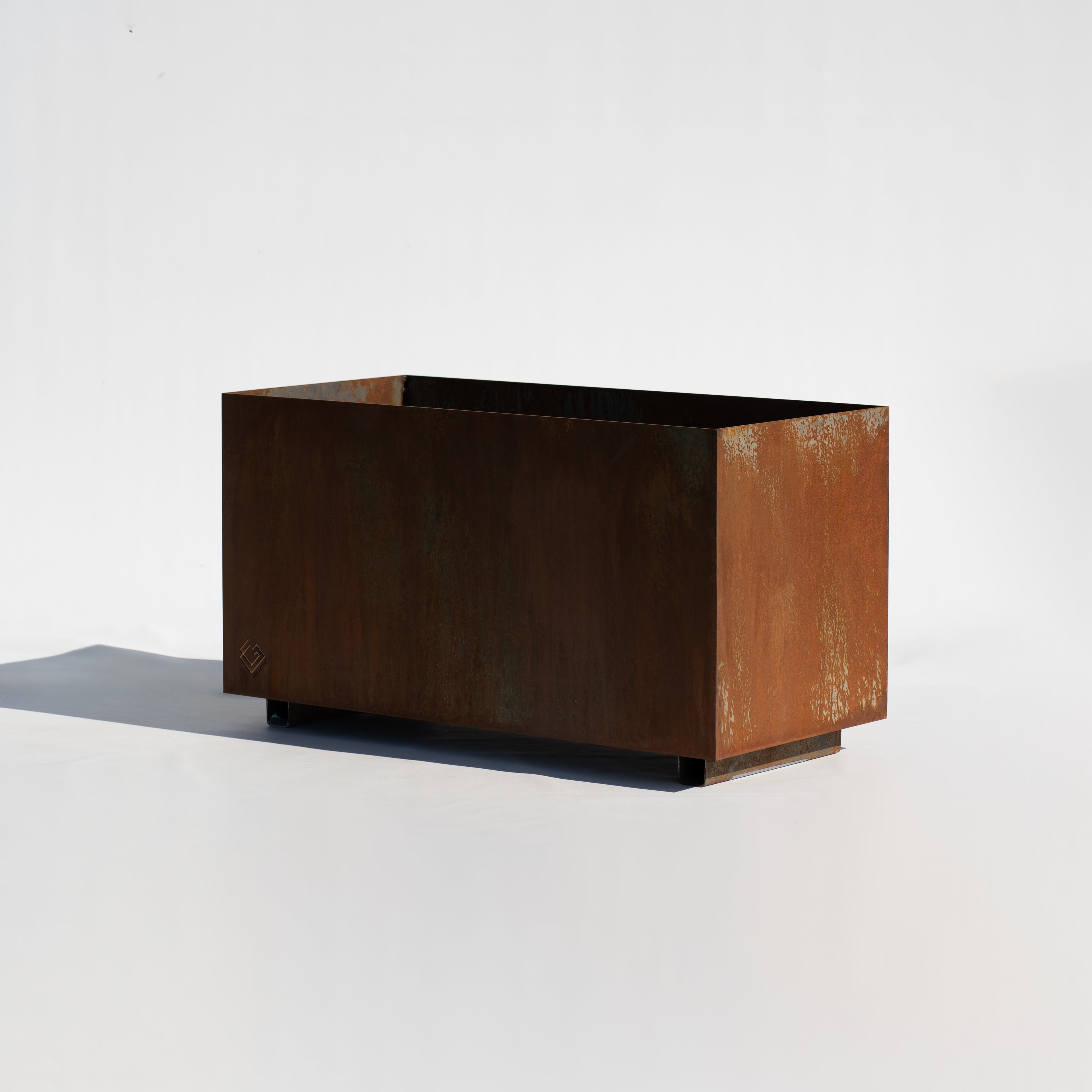 Regulāras Formas Puķu Kaste VIDĒJA